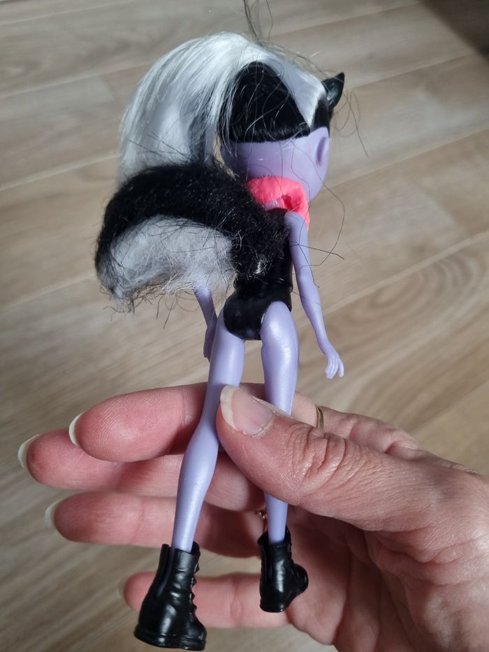 Enchantimals Poupée Sage moufette et Caper - photo numéro 3