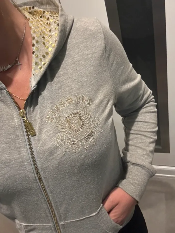 Veste à capuche pailletée - photo numéro 2