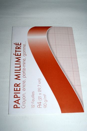 Pochette de 12 feuilles de papier millimétré