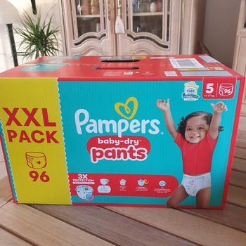Couches Pampers Baby Dry Pants taille 5