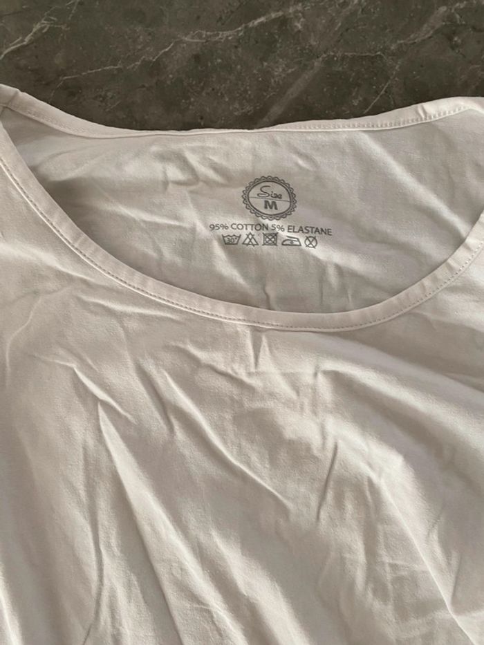 T-shirt maat m - photo numéro 2