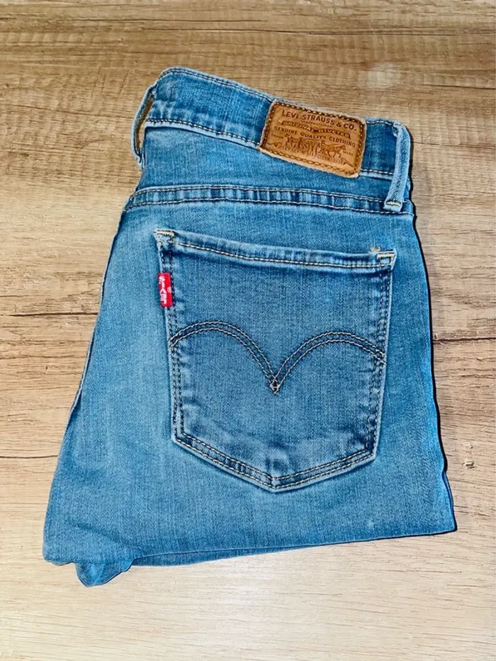 Jeans Lévis 710 super skinny t27