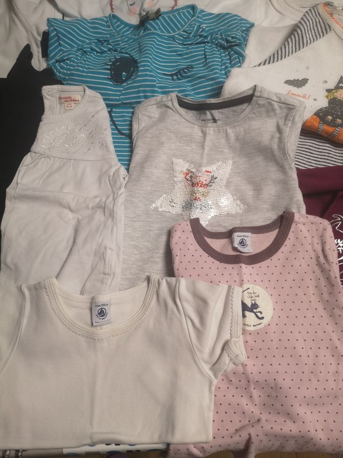 Lot vetements 4 ans - photo numéro 6