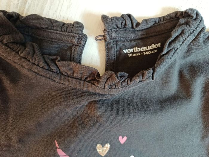 T shirt manches longues  licorne 10 ans - photo numéro 3