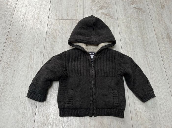 Veste épaisse grise foncée Kiabi 9 mois