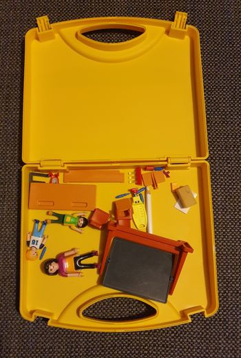 Playmobil 5971 - City Life - Valisette Maîtresse et élèves