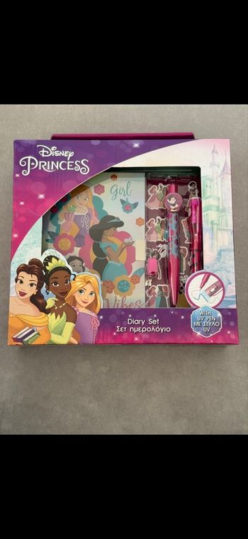 Journal Princesses Disney avec stylo magique