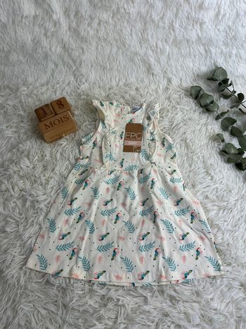 Robe blanche et oiseaux Fashion private company taille 18 mois