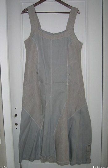 Robe "Emma Pernelle" gris clair en TBE - Taille 46