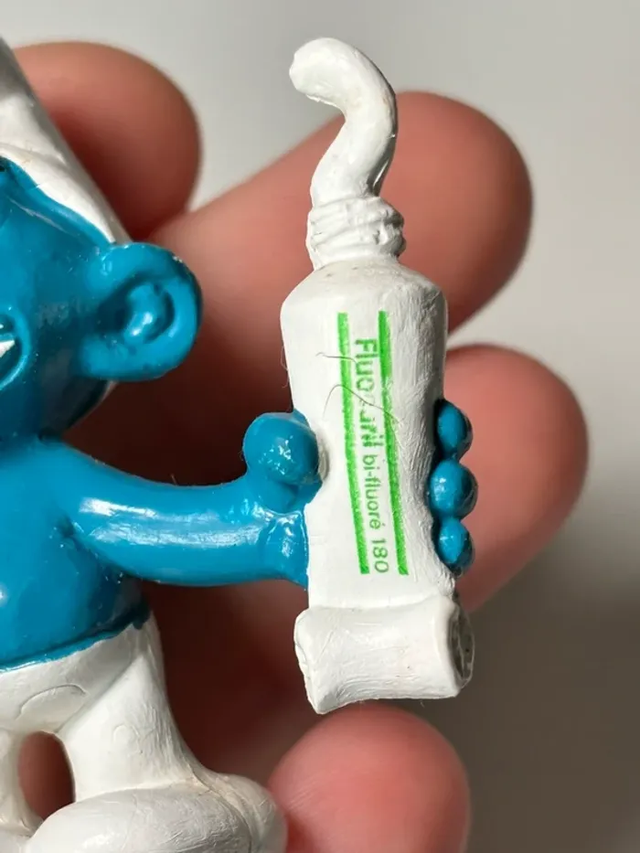 Figurine publicitaire schtroumpfs vintage dentifrice fluocaril - photo numéro 2