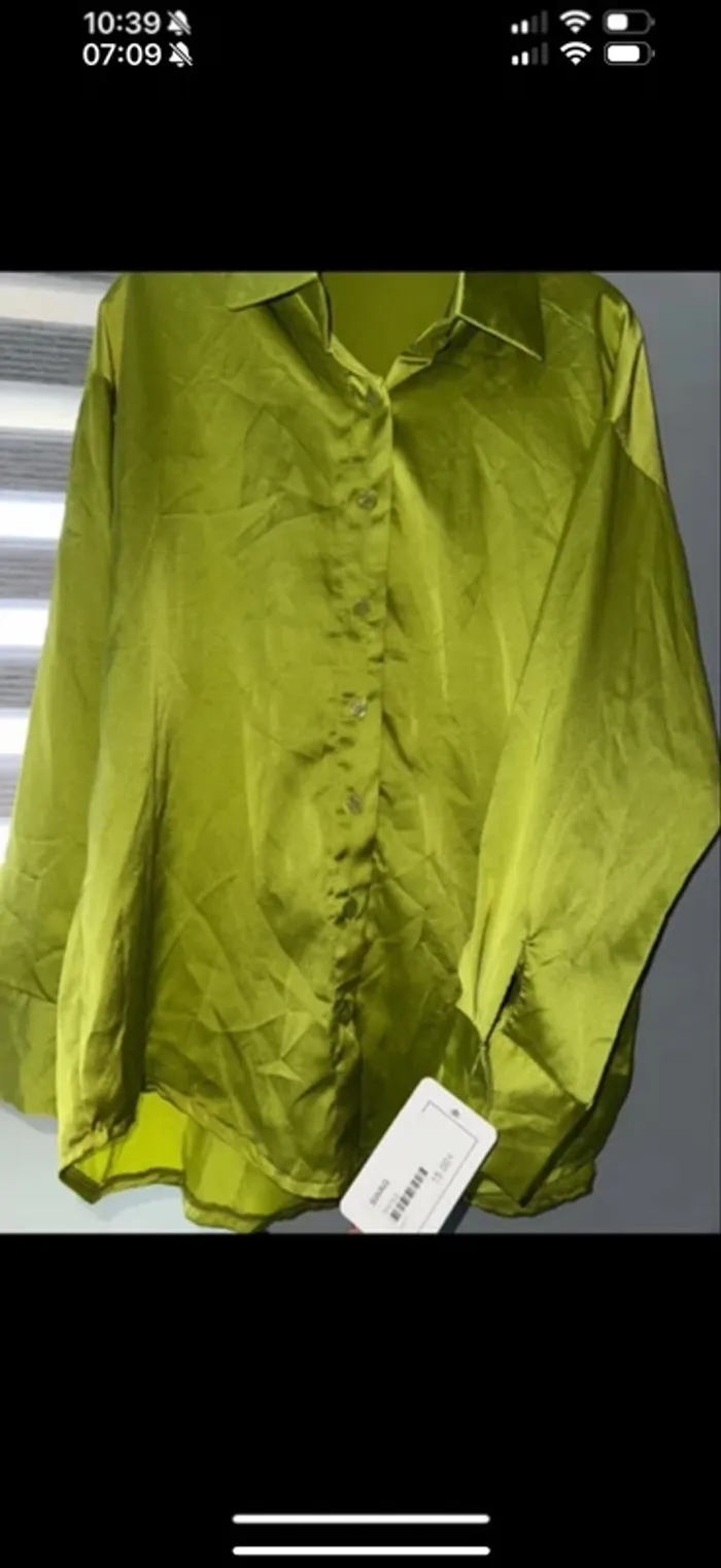 Chemise en satin taille L - photo numéro 3