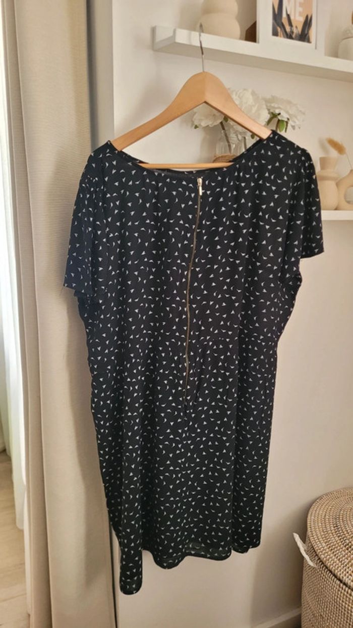 Robe Kiabi taille 46 - photo numéro 9