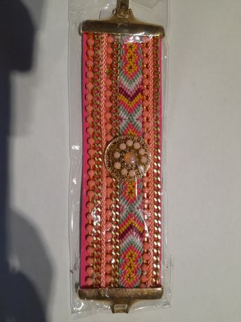 Bracelet