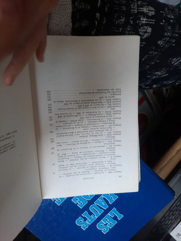 Lot de livre connaissances banlieux parisiennes - photo numéro 17