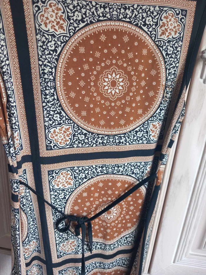 Débardeur à motifs marron, noir et beige - photo numéro 9