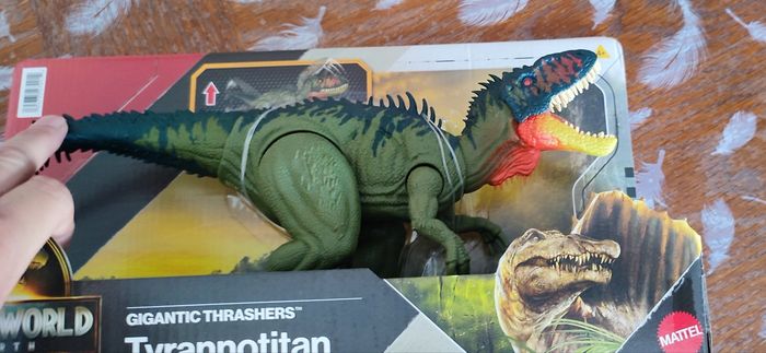 Tyrannotitan  Jurassic world - photo numéro 2