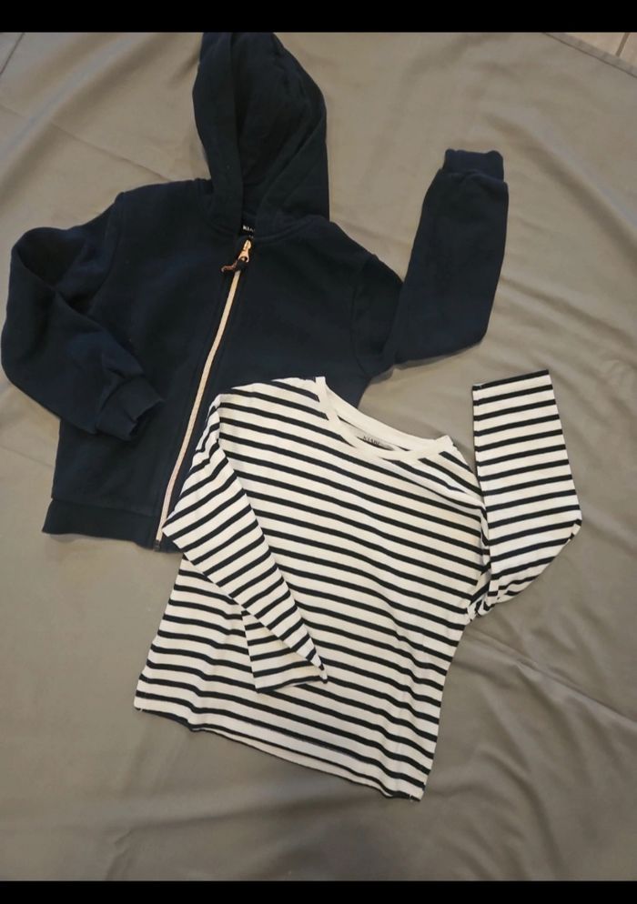 Lot gilet a Capuche +t-shirt epais 6 ans