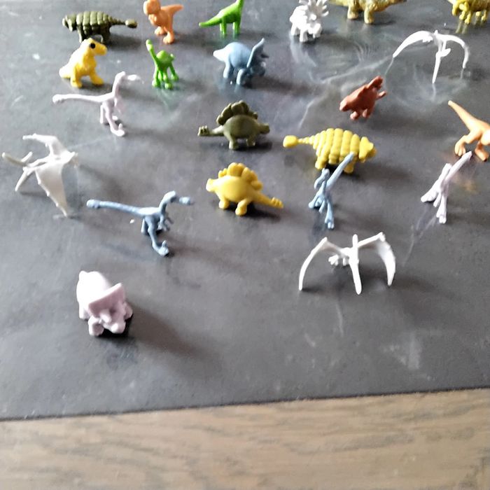 Lot de 22 mini dinosaures - photo numéro 2