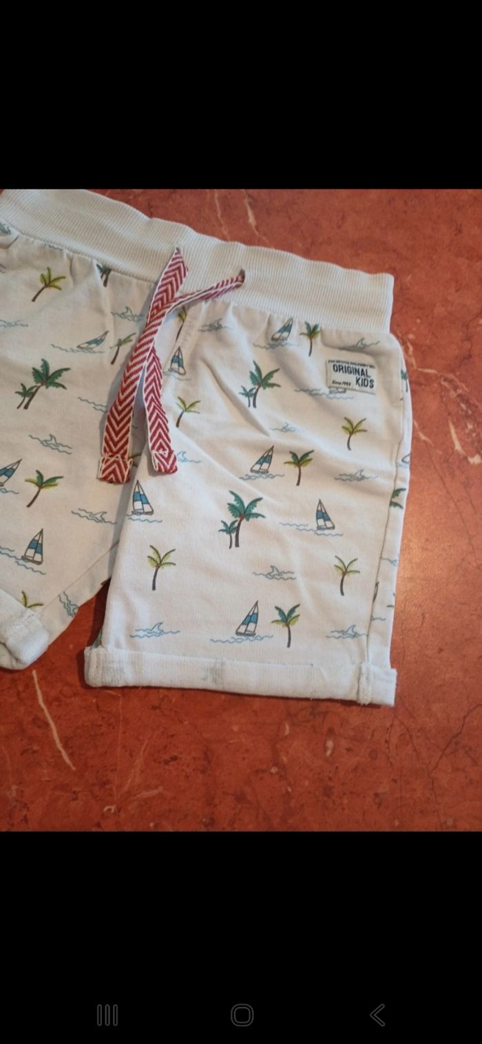 Short garçon taille 3 ans - photo numéro 2