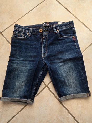 Pantacourt Kaporal taille 14 ans