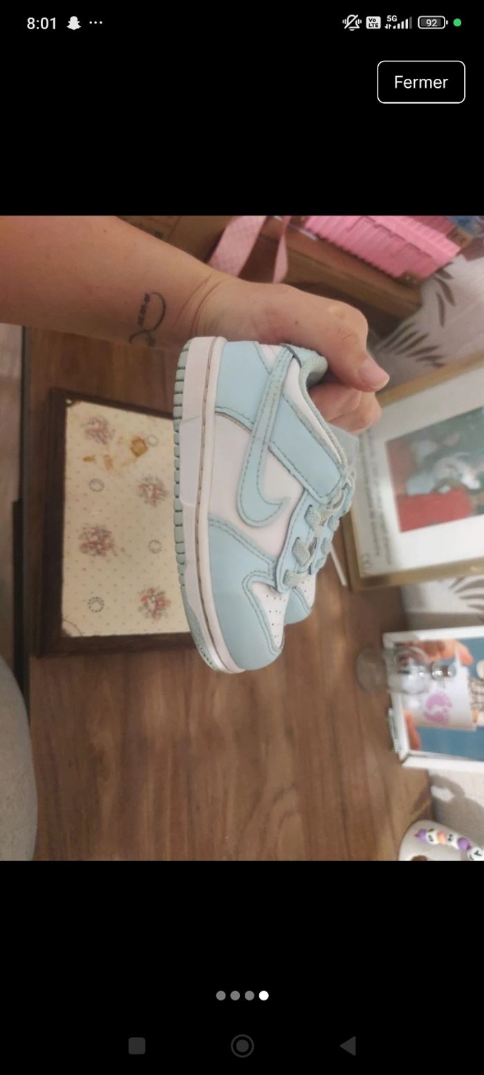 Chaussures Nike dunk pointure 23.5 - photo numéro 2