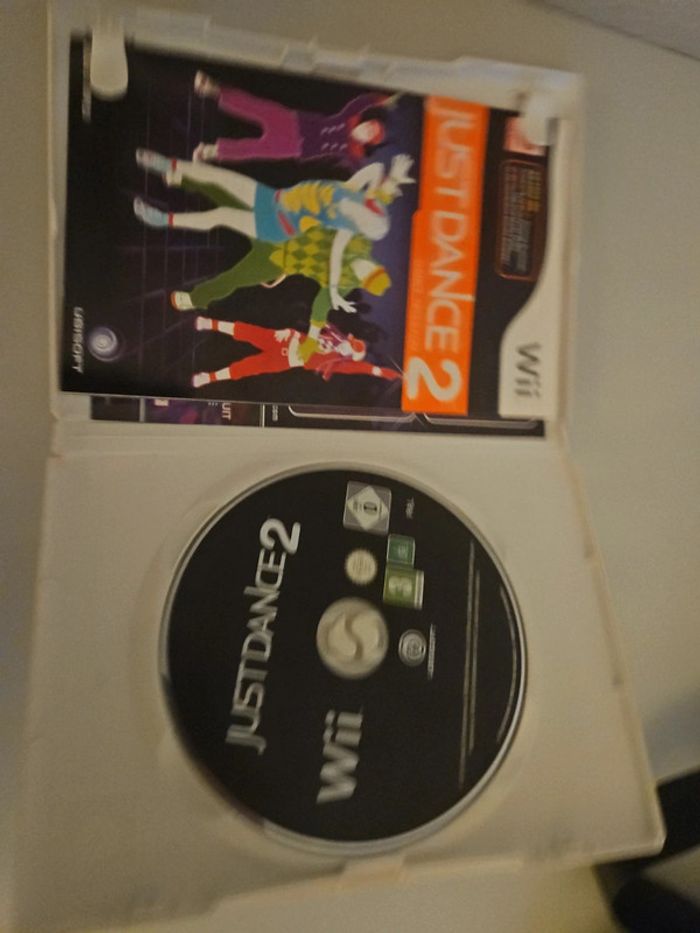 Just dance 2 Nintendo wii - photo numéro 2