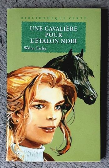 Roman Jeunesse "Une Cavalière pour l'Étalon Noir" (9-12 ans) / Hachette