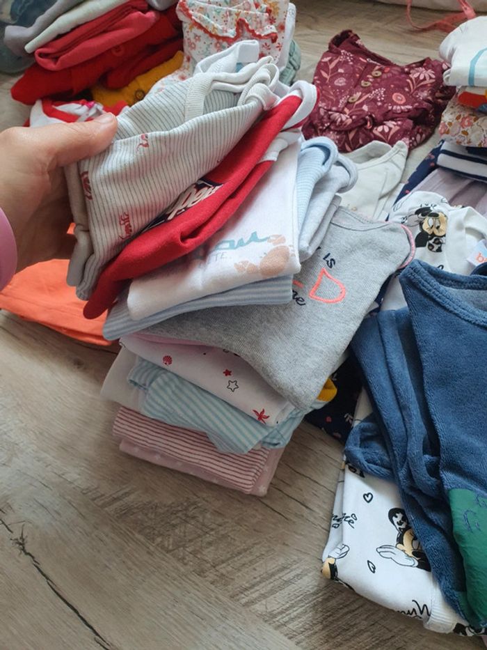 Lot de vêtements 9 mois - photo numéro 2