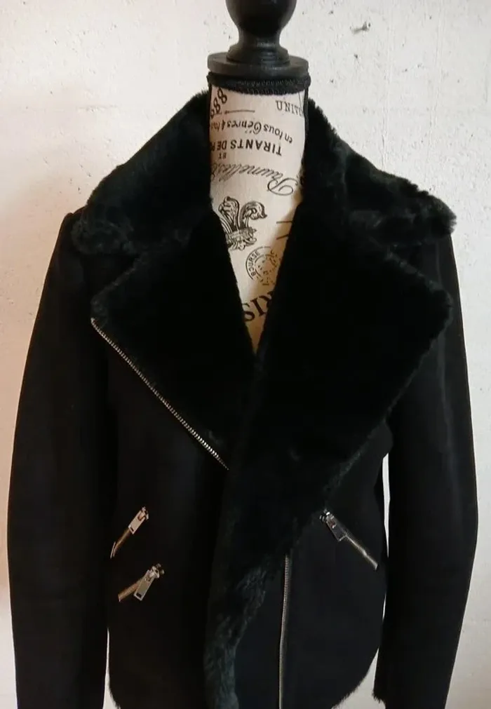🖤 Veste doublée fausse fourrure – Etam – Taille 40 – Bon état - photo numéro 2