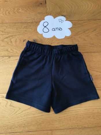 Short de sport bleu marine 8 ans Intersport