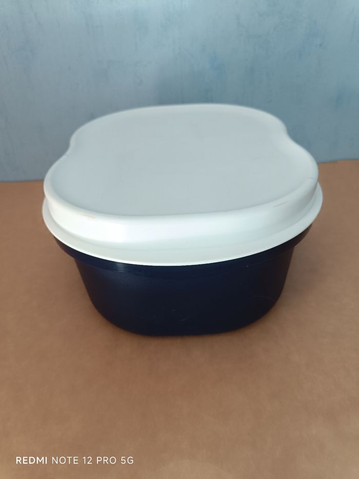 Boite à pain/ brioche Tupperware - photo numéro 4