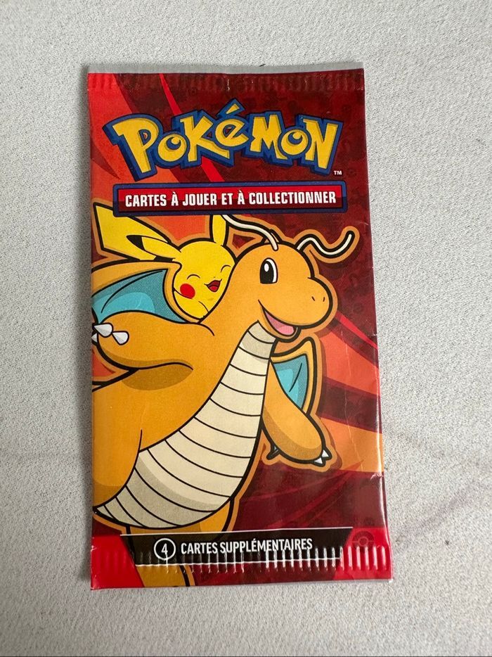 Paquet de 4 cartes Pokémon neuf avec étiquette