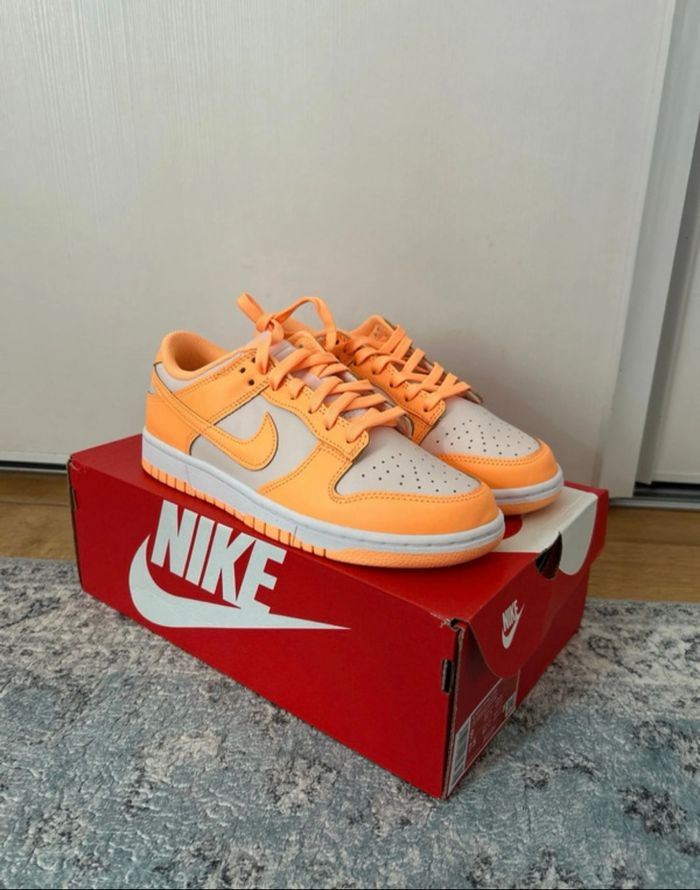 Nike Dunk peach cream 40,5 - photo numéro 2
