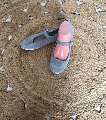 Chaussures plate taille 38 colorie grise