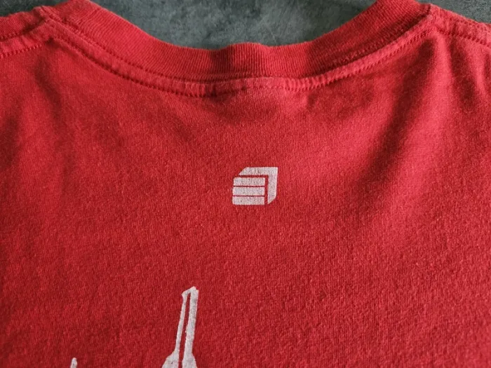 T-shirt original à manches courtes unisexe - Taille L / 40 - Viaduc de Millau - Rouge - photo numéro 6