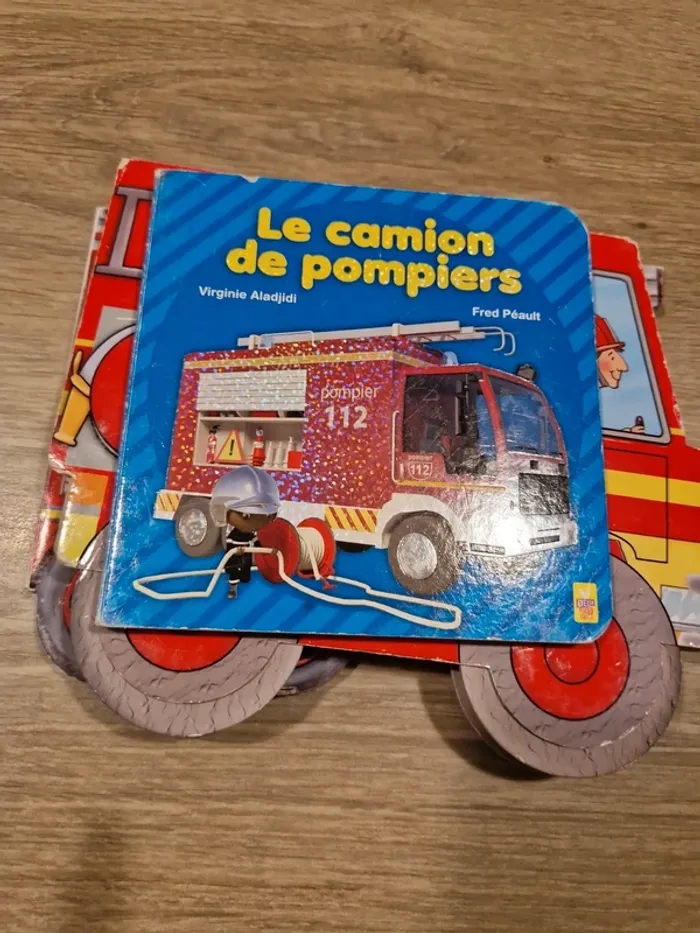 Lot de 3 livres camions de pompiers - photo numéro 7