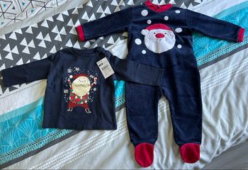 T-shirt et pyjama de noël neuf bébé garçon 12 mois