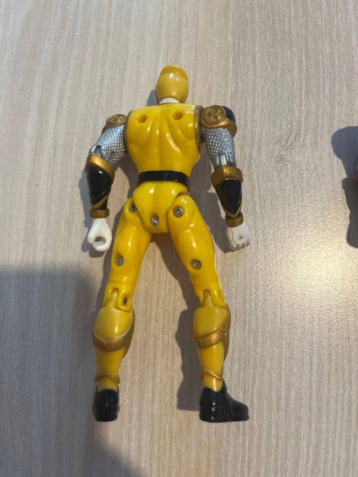 Lot deux figurines power ranger - photo numéro 3