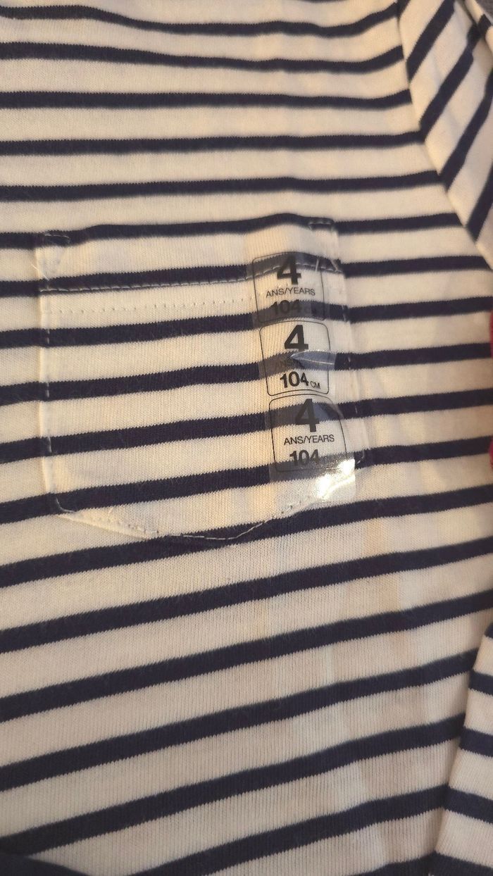 (Neufs non portés) 🏷🤩😍💙SUPERBE  Lot Tee-shirts ml 4 ans garçon 💙😍🤩 - photo numéro 7