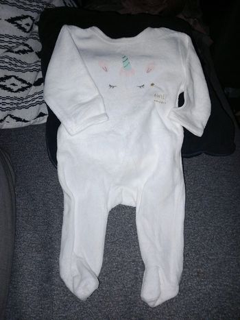 Pyjama taille 3mois kiabi 56/62cm 6kg