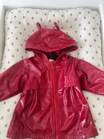 Manteau imperméable alphabet création 6 mois