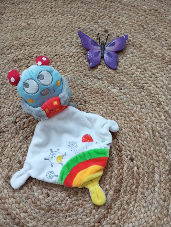 Doudou coccinelle