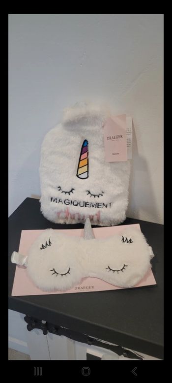 Bouillotte et masque de nuit Neufs