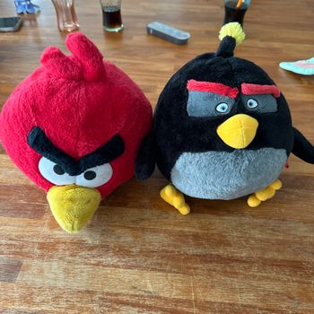 Peluche Angry Birds lot deux 20 cm