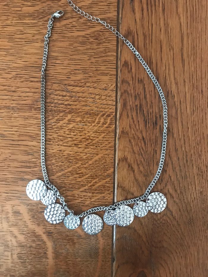 Collier ronds