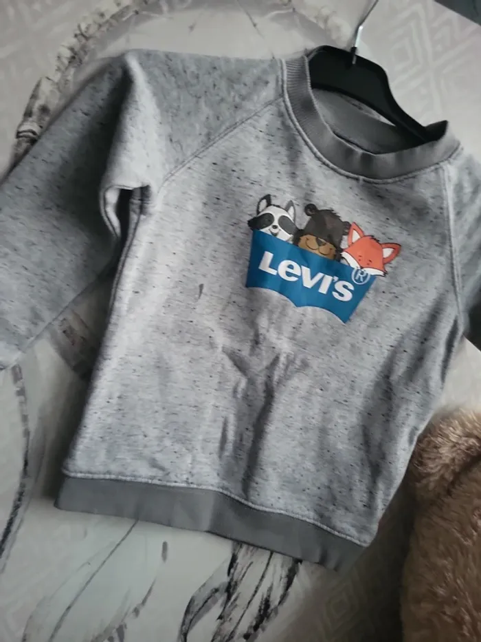 Sweat Levis - photo numéro 2