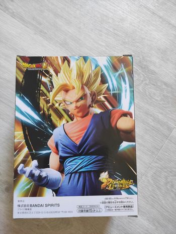 Figurine  SSJ  VEGETO   NEUF