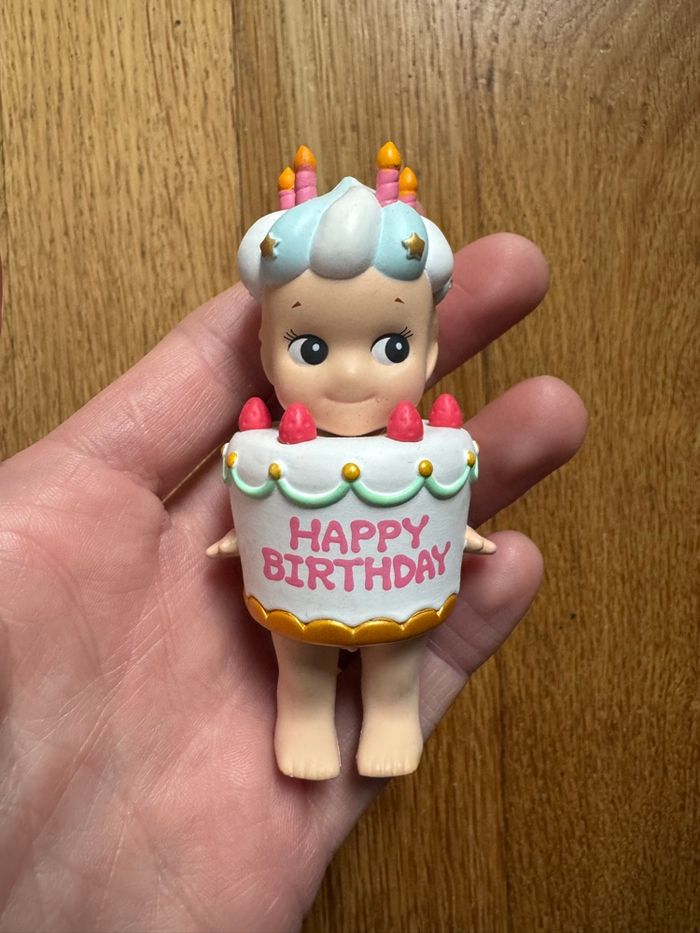 Sonny Angel Birthday Gift Authentique TBE