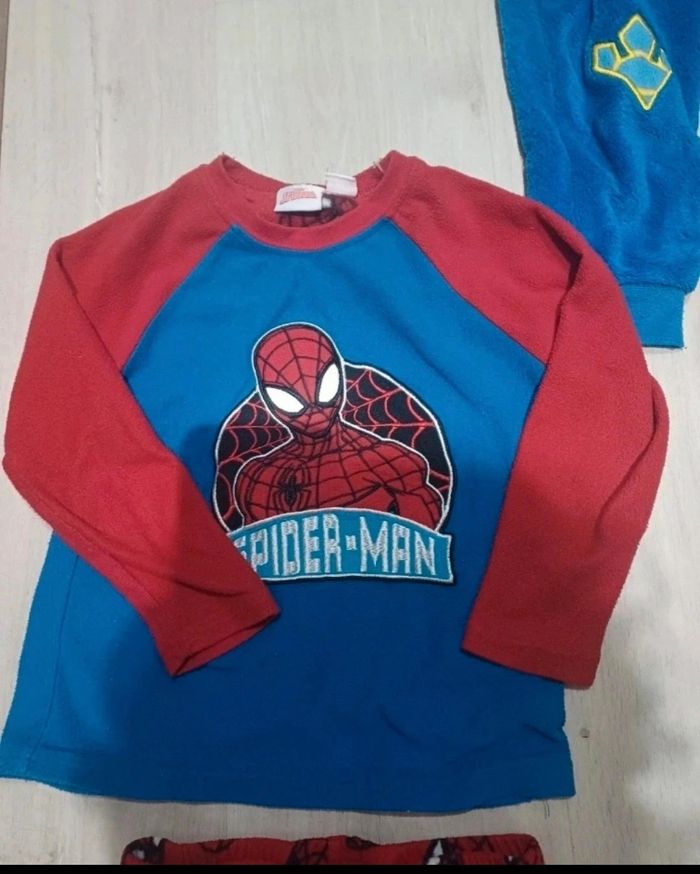 Lot de pyjamas 4ans - photo numéro 7