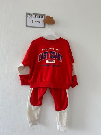 Ensemble survêtement - taille 3 ans 🌼